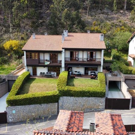 Vila Casas El Castanedu Niembro Exteriér fotografie