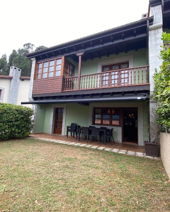 Vila Casas El Castanedu Niembro Exteriér fotografie