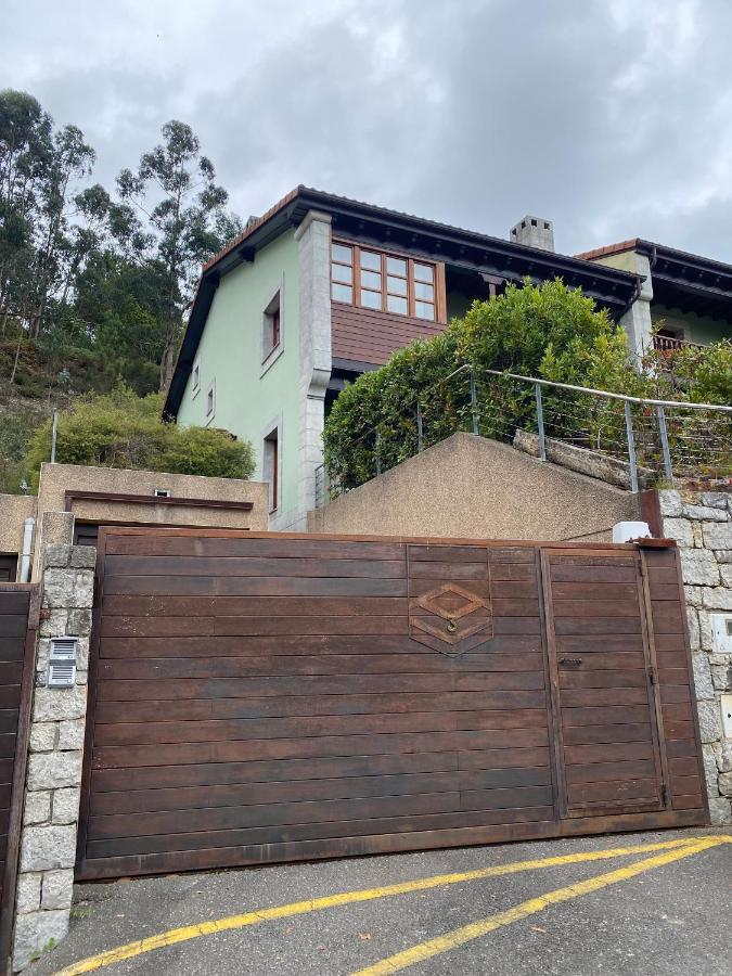 Vila Casas El Castanedu Niembro Exteriér fotografie
